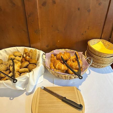 斯卡尔尼茨Goldener Adler住宿加早餐旅馆 外观 照片