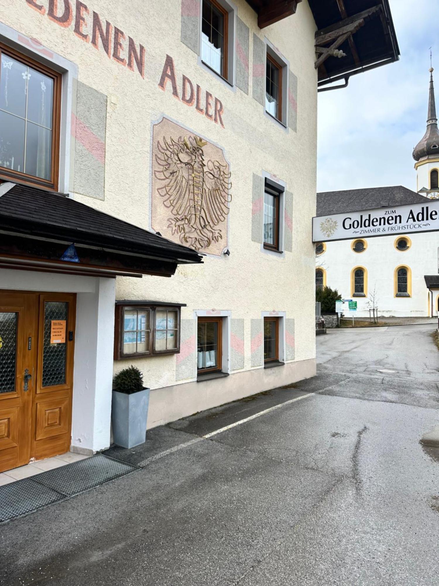 斯卡尔尼茨Goldener Adler住宿加早餐旅馆 外观 照片